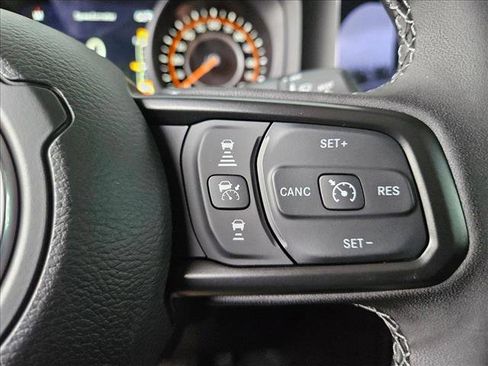 New 2025 Jeep Gladiator Rubicon w/ Safety Group image 17