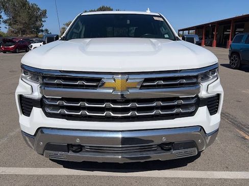 Used 2023 Chevrolet Silverado 1500 LTZ w/ LTZ Convenience Package II AWD/4WD image 4