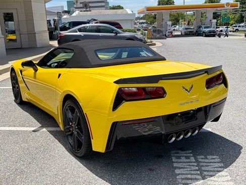 Used 2017 Chevrolet Corvette Stingray Convertible RWD image 5