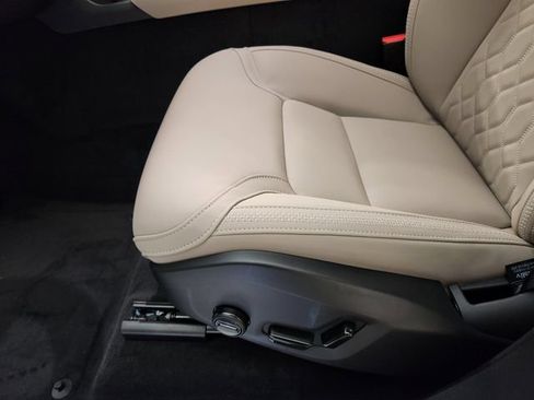 New 2026 Volvo XC90 B6 Plus w/ Protection Package Premier AWD/4WD image 25