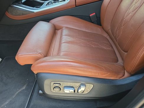 Used 2024 BMW X7 xDrive40i w/ Executive Package AWD/4WD image 33
