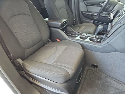 Used 2016 Chevrolet Traverse LT w/ Style and Technology Package AWD/4WD image 13
