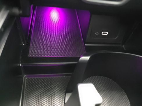 Used 2022 Mercedes-Benz C 300 Sedan image 30