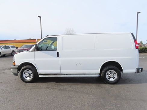 Used 2024 Chevrolet Express 2500 Work Van 3D Cargo Van w/ Driver Convenience Package image 4