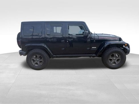 Used 2017 Jeep Wrangler Unlimited Rubicon AWD/4WD image 3
