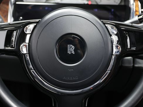 Used 2013 Rolls-Royce Ghost RWD image 27
