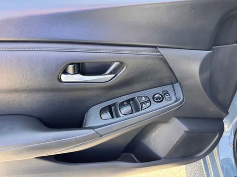 Used 2025 Nissan Sentra SV w/ All-Weather Package image 13