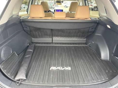 Used 2024 Toyota RAV4 XLE Premium image 26