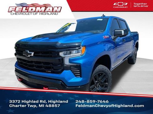 Used 2024 Chevrolet Silverado 1500 LT Trail Boss w/ Convenience Package II AWD/4WD image 1