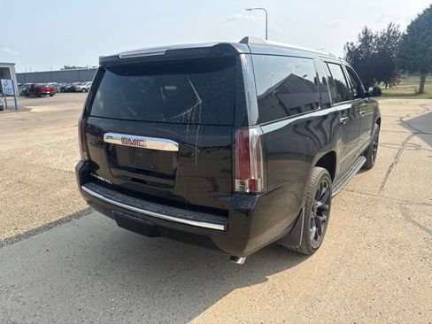 Used 2018 GMC Yukon XL Denali w/ Open Road Package AWD/4WD image 12