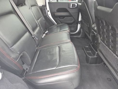 Used 2018 Jeep Wrangler Unlimited Rubicon AWD/4WD image 29