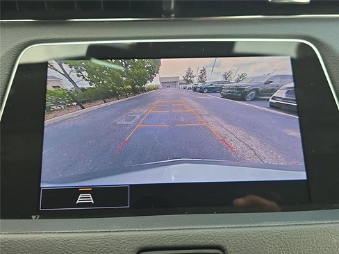 Used 2023 Cadillac XT4 Luxury FWD image 25