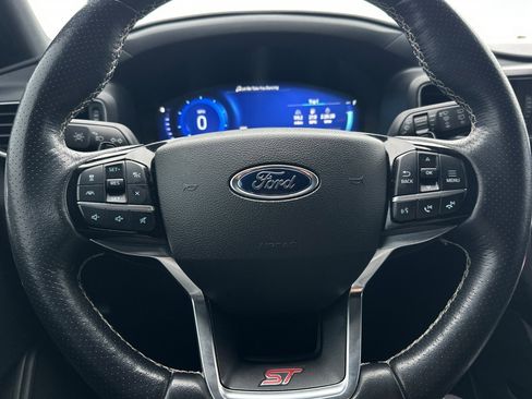Used 2022 Ford Explorer ST w/ Equipment Group 401A image 23
