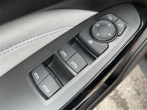 New 2026 Chevrolet Trax LT w/ Driver Confidence Package image 13