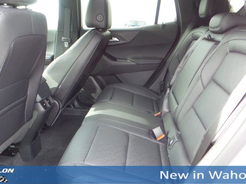 New 2026 Chevrolet Equinox LT image 18