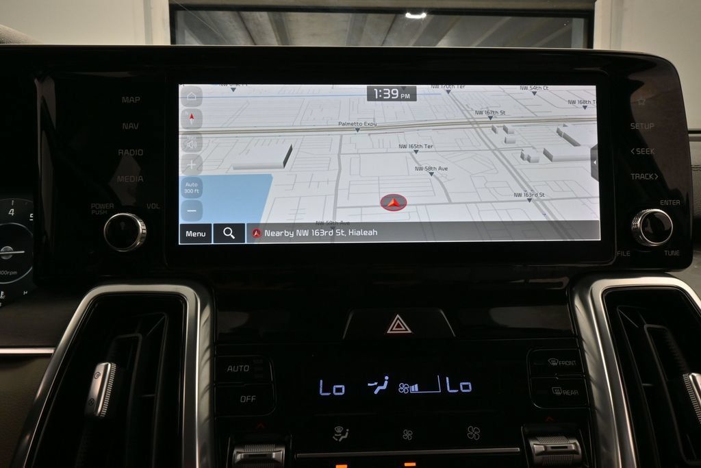 Used 2023 Kia Sorento SX FWD image 21