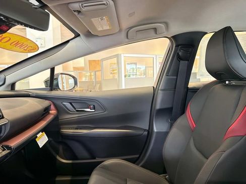 New 2026 Toyota Prius Plug-In Hybrid FWD image 16
