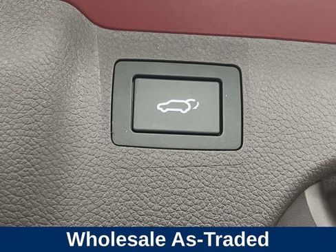 Used 2018 Hyundai Santa Fe Sport w/ 2.4L Tech Package 04 FWD image 24