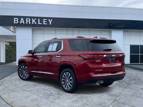 Certified 2023 Chevrolet Traverse Premier w/ LPO, Floor Liner Package FWD image 5