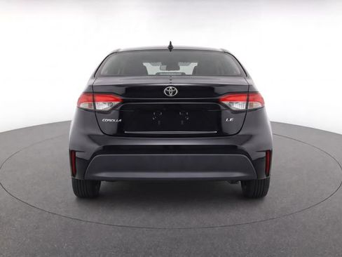 Certified 2024 Toyota Corolla LE FWD image 3