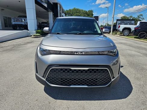 Used 2024 Kia Soul LX w/ Option Group 015 FWD image 8