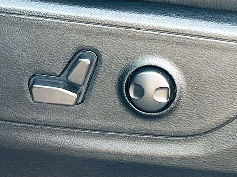 Used 2022 RAM 1500 Big Horn AWD/4WD image 23