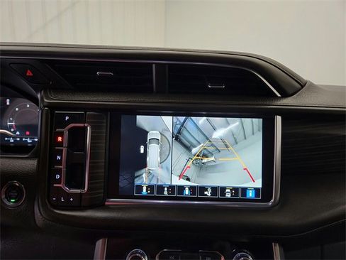 Used 2023 GMC Yukon Denali image 26