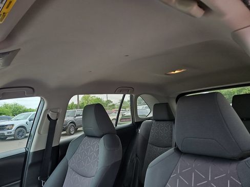 Used 2020 Toyota RAV4 XLE w/ All Weather Liner Package AWD/4WD image 19