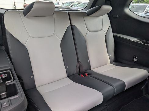 New 2026 Lexus TX 500h AWD image 9