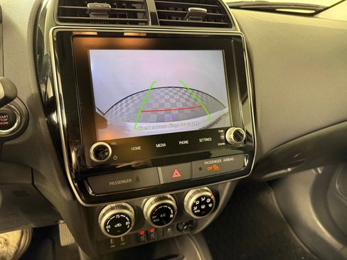 Used 2021 Mitsubishi Outlander Sport SE image 19