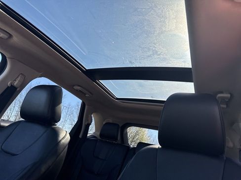 Used 2020 Ford Edge Titanium w/ Equipment Group 301A image 34