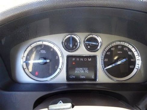 Used 2013 Cadillac Escalade Luxury AWD/4WD image 32