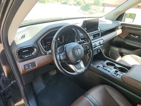 Used 2024 Honda Pilot Elite image 15