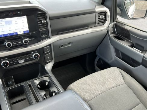 Certified 2022 Ford F150 XLT w/ Equipment Group 301A Mid image 35