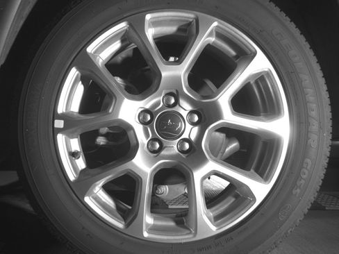 Used 2025 Jeep Compass Limited image 14