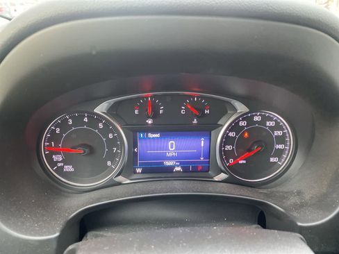 Used 2022 GMC Terrain SLE w/ Elevation Edition image 14