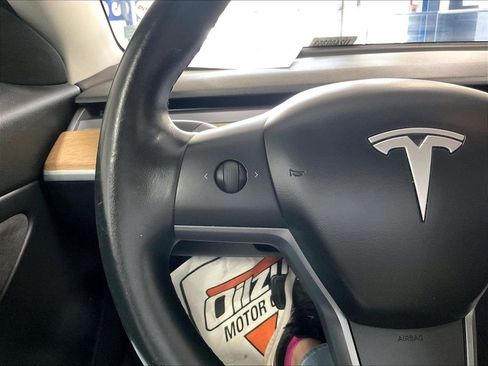 Used 2018 Tesla Model 3 Long Range AWD/4WD image 22
