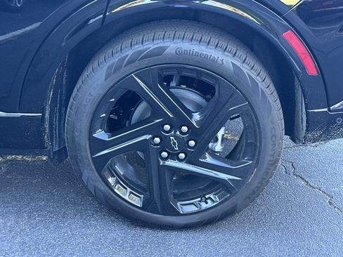 New 2025 Chevrolet Equinox EV RS image 18