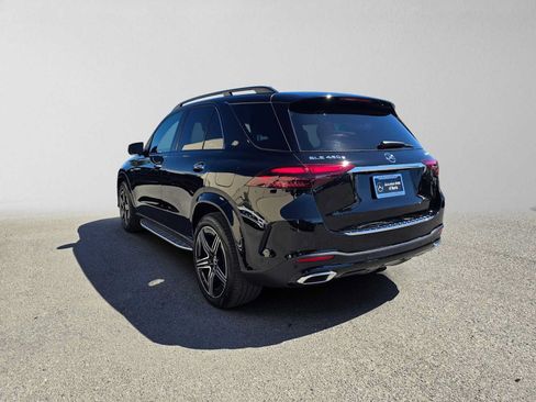 Used 2025 Mercedes-Benz GLE 450e 4MATIC image 5
