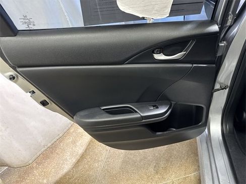Used 2019 Honda Civic Sport image 21