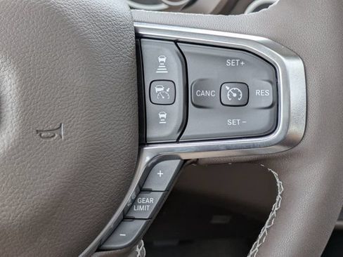 New 2026 RAM 1500 Laramie AWD/4WD image 25