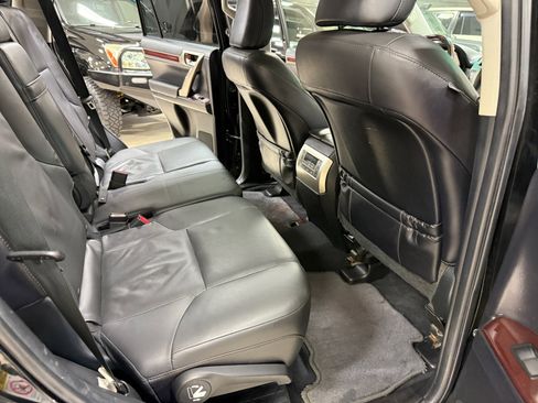 Used 2017 Lexus GX 460 Premium image 25