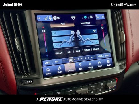 Used 2021 Maserati Levante image 11