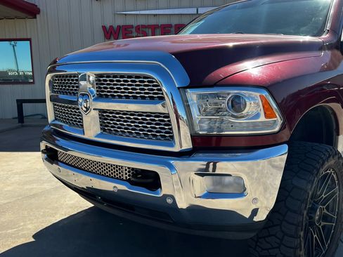 Used 2018 RAM 2500 Laramie AWD/4WD image 9