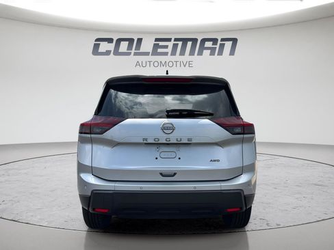 Used 2024 Nissan Rogue S AWD/4WD image 4