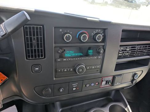New 2026 GMC Savana 3500 Extended w/ Power Convenience Package RWD image 17