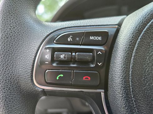 Used 2018 Kia Optima LX image 23