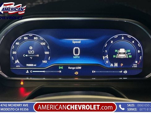 Used 2023 Chevrolet Suburban LT AWD/4WD image 35