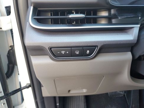 New 2026 Kia Carnival EX FWD image 31