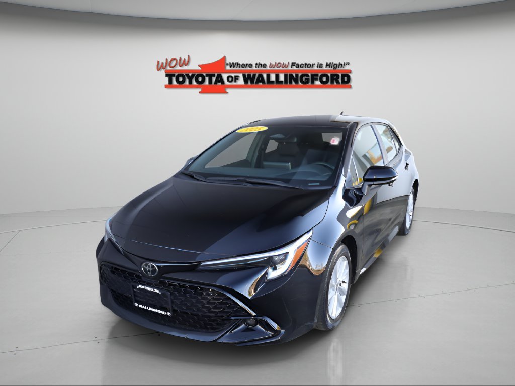 Certified 2025 Toyota Corolla SE w/ SE Package FWD image 1